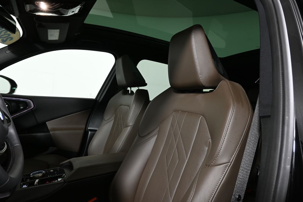 Thumbnail: 2025 BMW X3 - 16