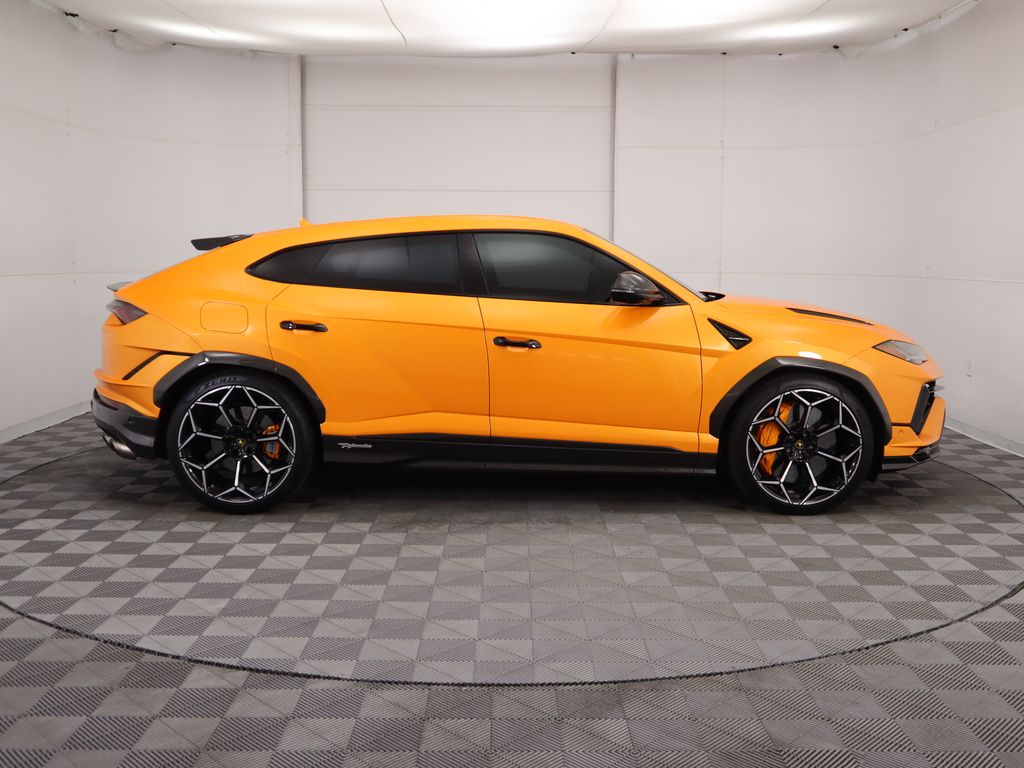 Thumbnail: 2024 Lamborghini Urus - 4