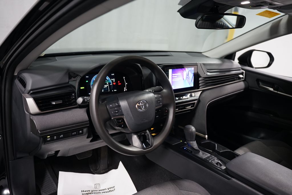 2025 Toyota Camry LE 11