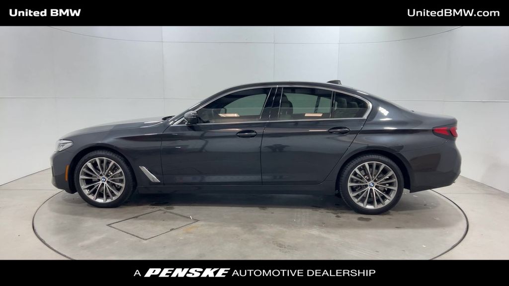 2022 BMW 5 Series 530i 5