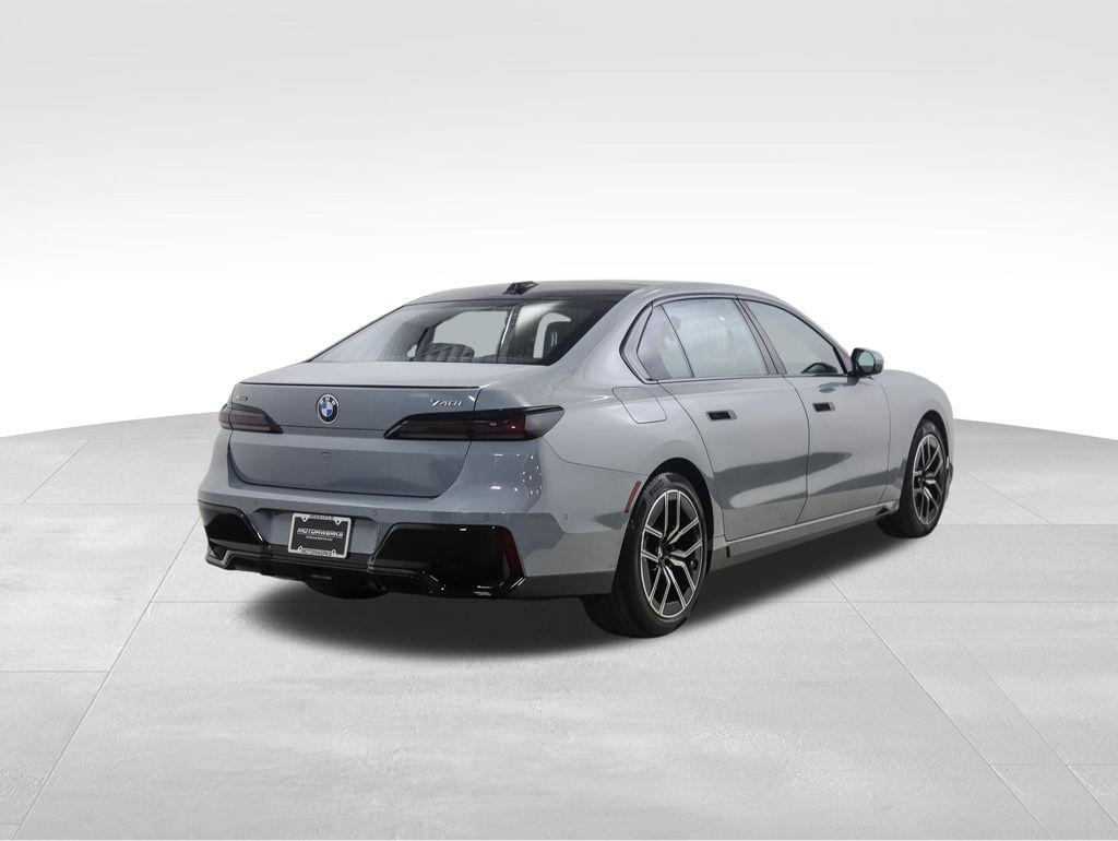 2025 BMW 7 Series 740i xDrive 5