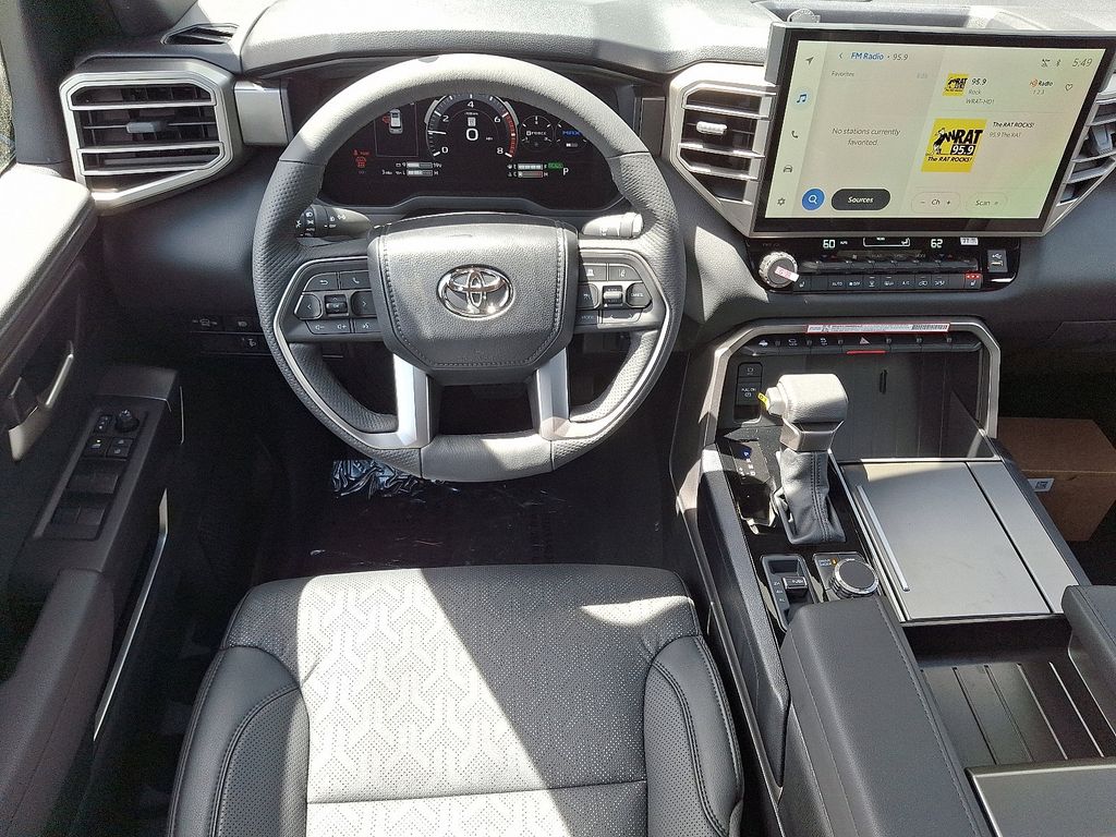 2025 Toyota Sequoia SR5 7