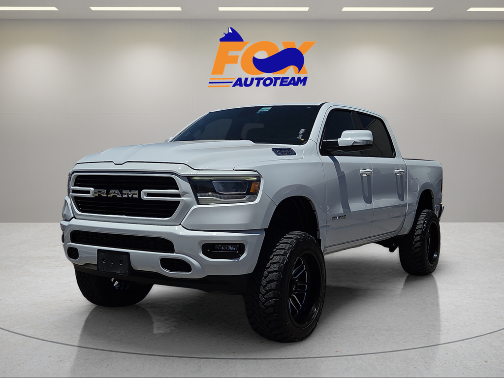Bright White Clearcoat 2019 RAM 1500 Pickup Truck Four-Wheel Drive 8-Speed Automatic