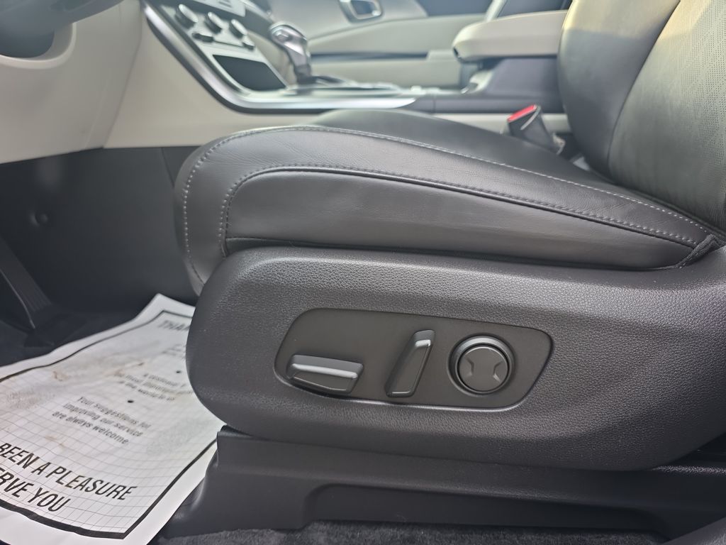 Certified Used 2023 Gray Kia LX image 16