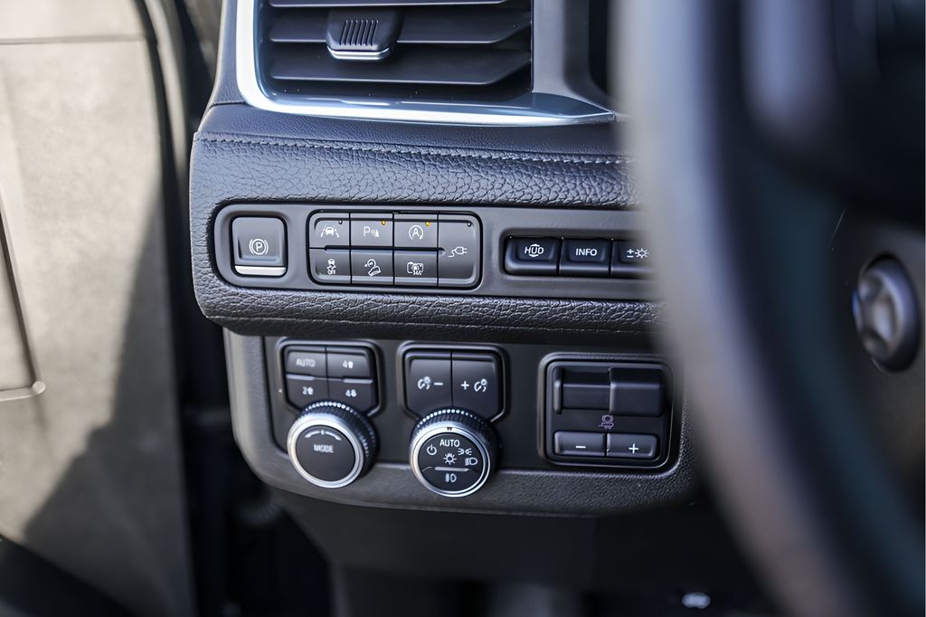 Used Car 2022 Gmc Yukon Xl  Denali For Sale Under $60,000 In Austin, Texas