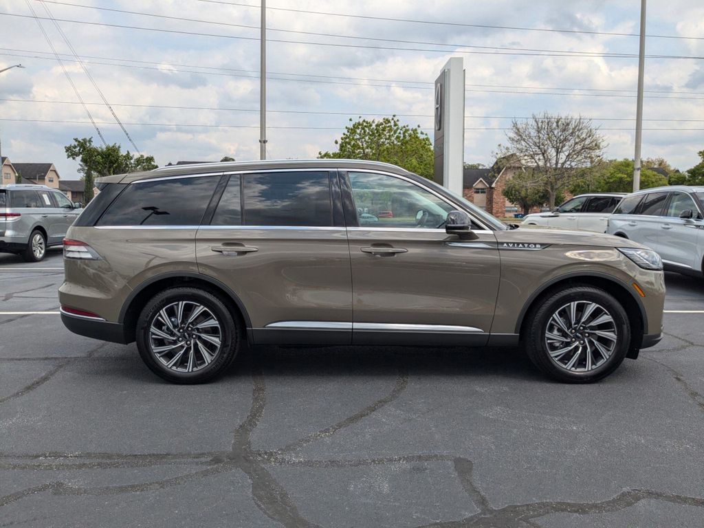 2025 Lincoln Aviator Premiere