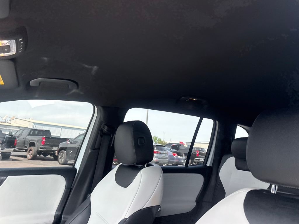 Used Car 2021 Mercedes-benz Glb  Glb 250 For Sale Under $25,000 In Austin, Texas