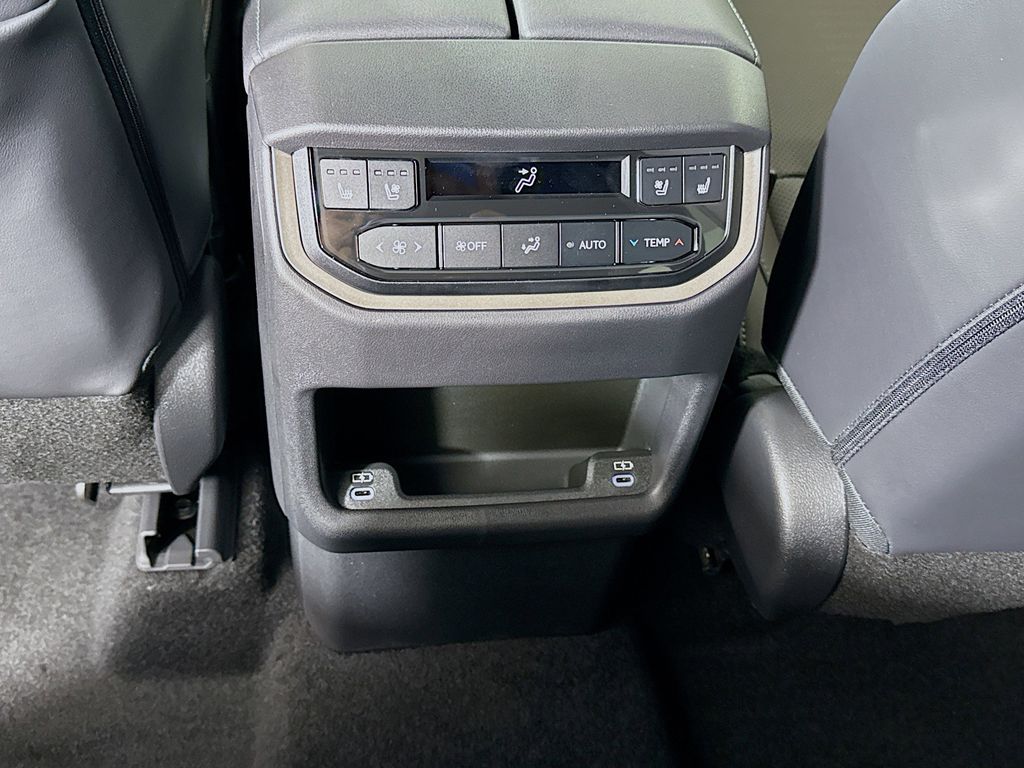 Thumbnail: 2025 Lexus TX - 18