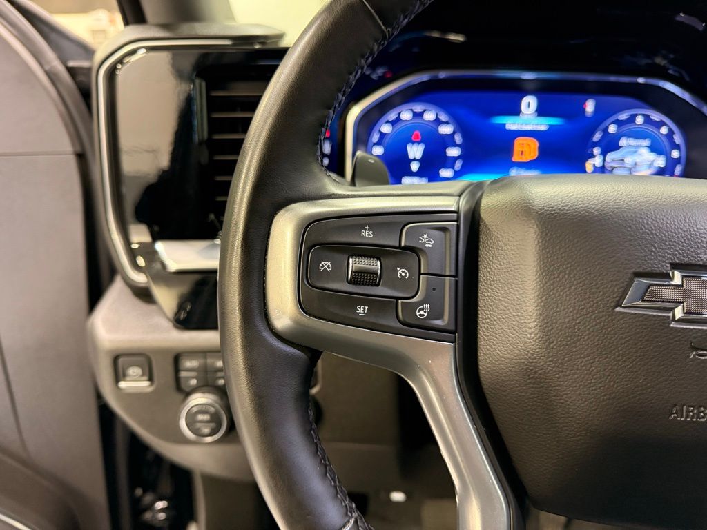 Thumbnail: 2024 Chevrolet Silverado 1500 - 13