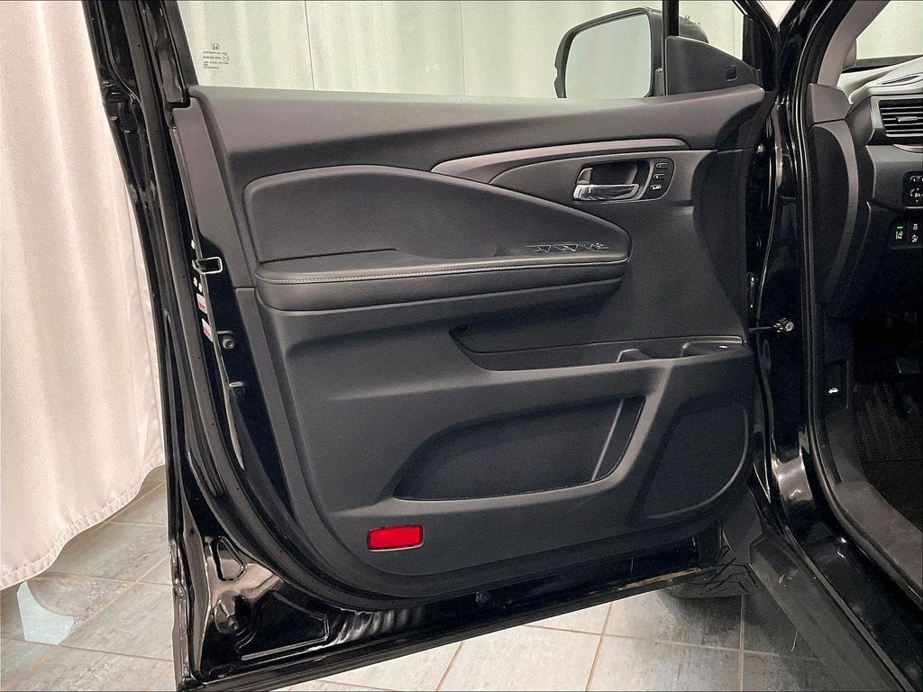 2023 Honda Ridgeline — photo 9