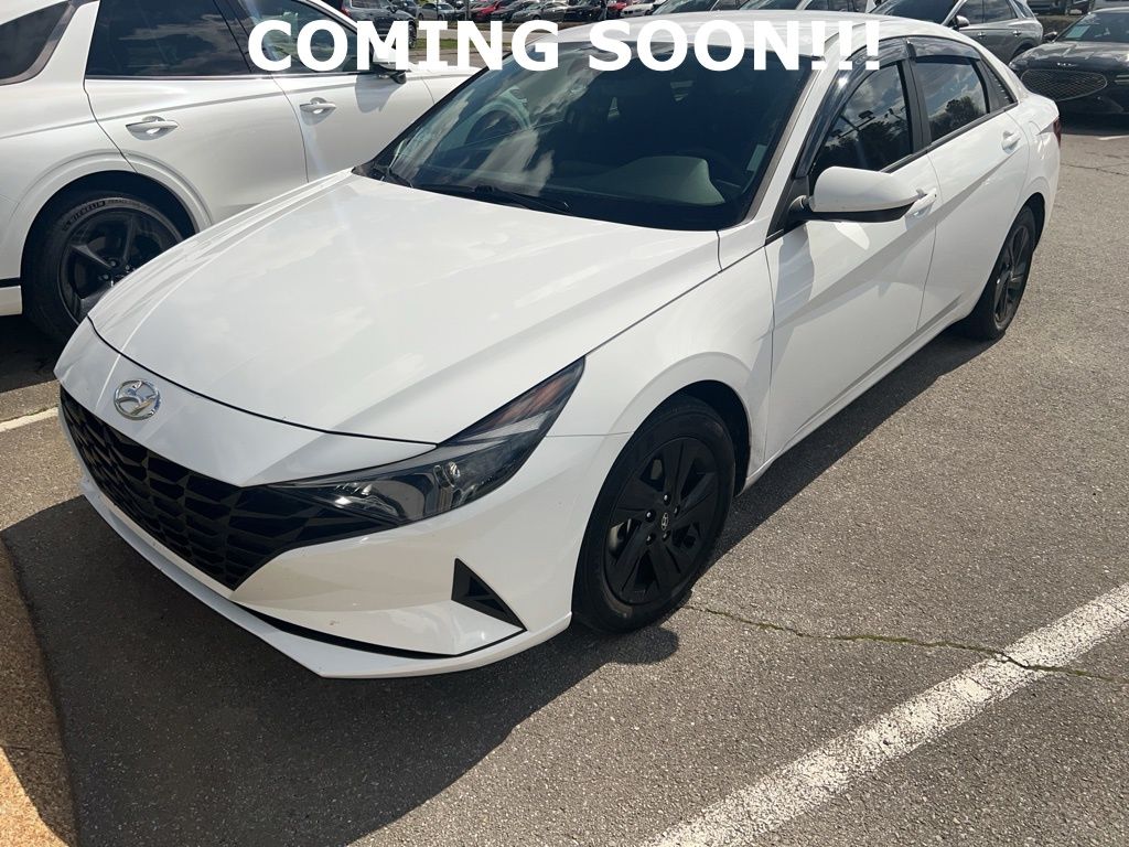 2023 Hyundai Elantra Hybrid 