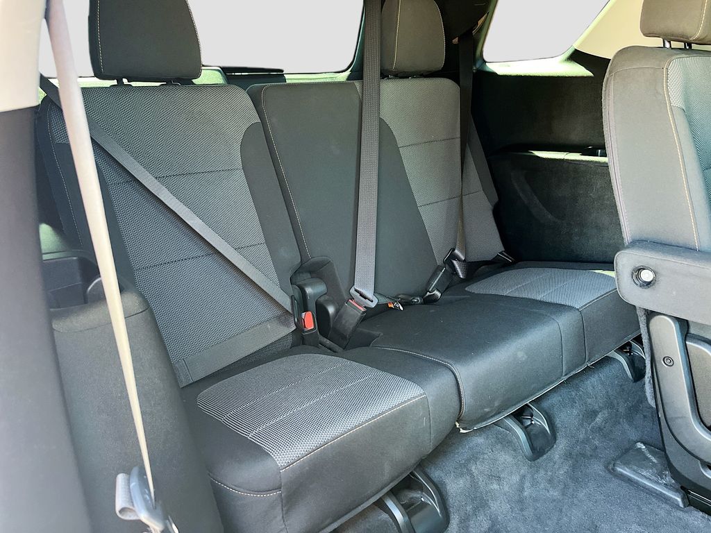 Used 2019 White Chevrolet LT image 25