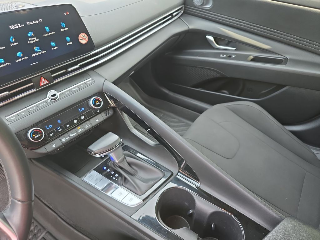 Used 2025 Hyundai Elantra Sedan