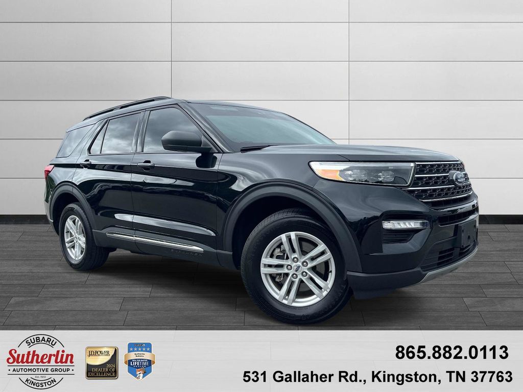 Black Metallic 2024 Ford Explorer SUV / Crossover All-Wheel Drive Automatic