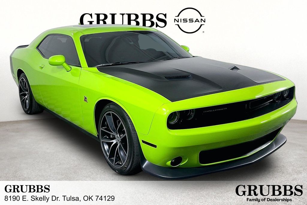 Green (Sublime Pearl Coat) 2015 Dodge Challenger Coupe Rear-Wheel Drive 6-Speed Manual