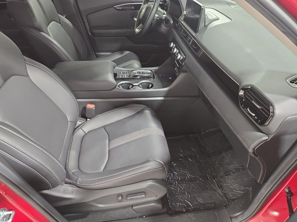 Used 2025  Honda Touring image 23