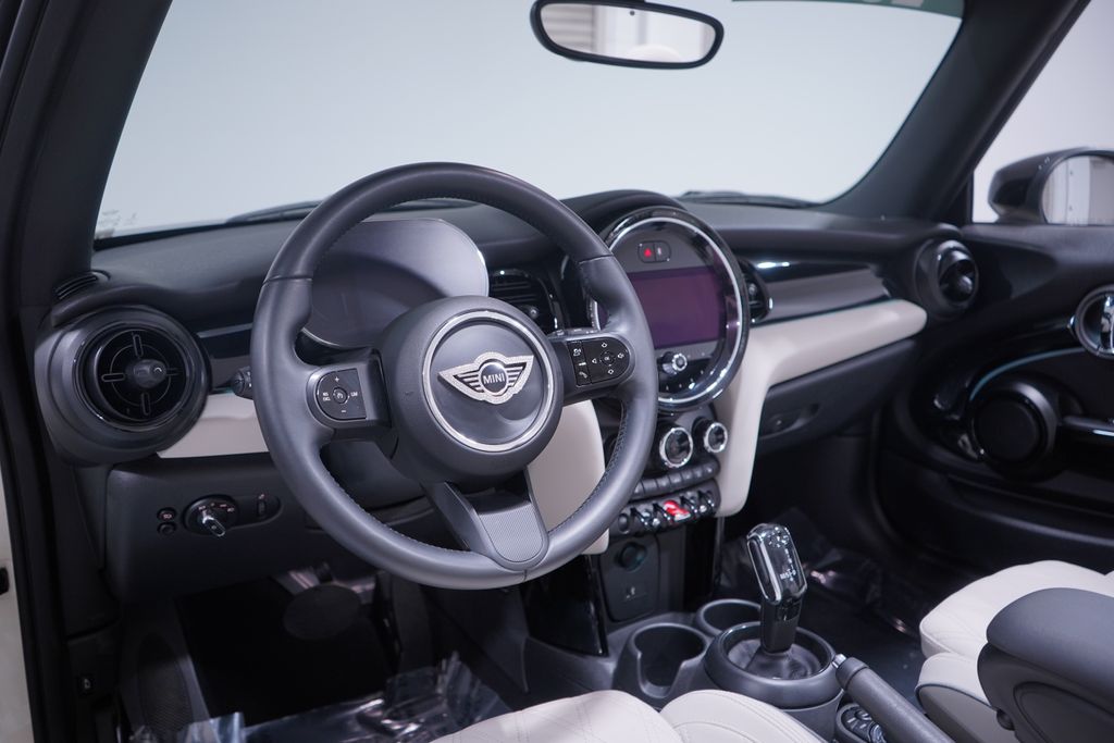 Thumbnail: 2023 MINI Cooper - 10