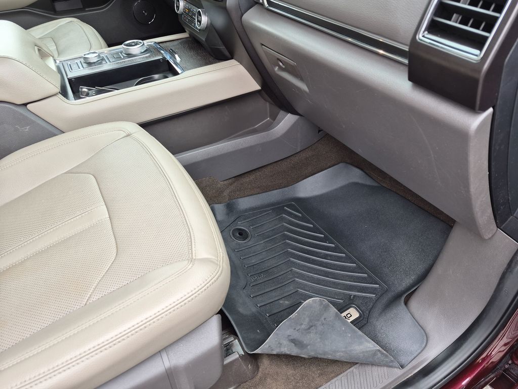 Used Car 2021 Ford Expedition Max  Limited For Sale Under $35,000 In Austin, Texas