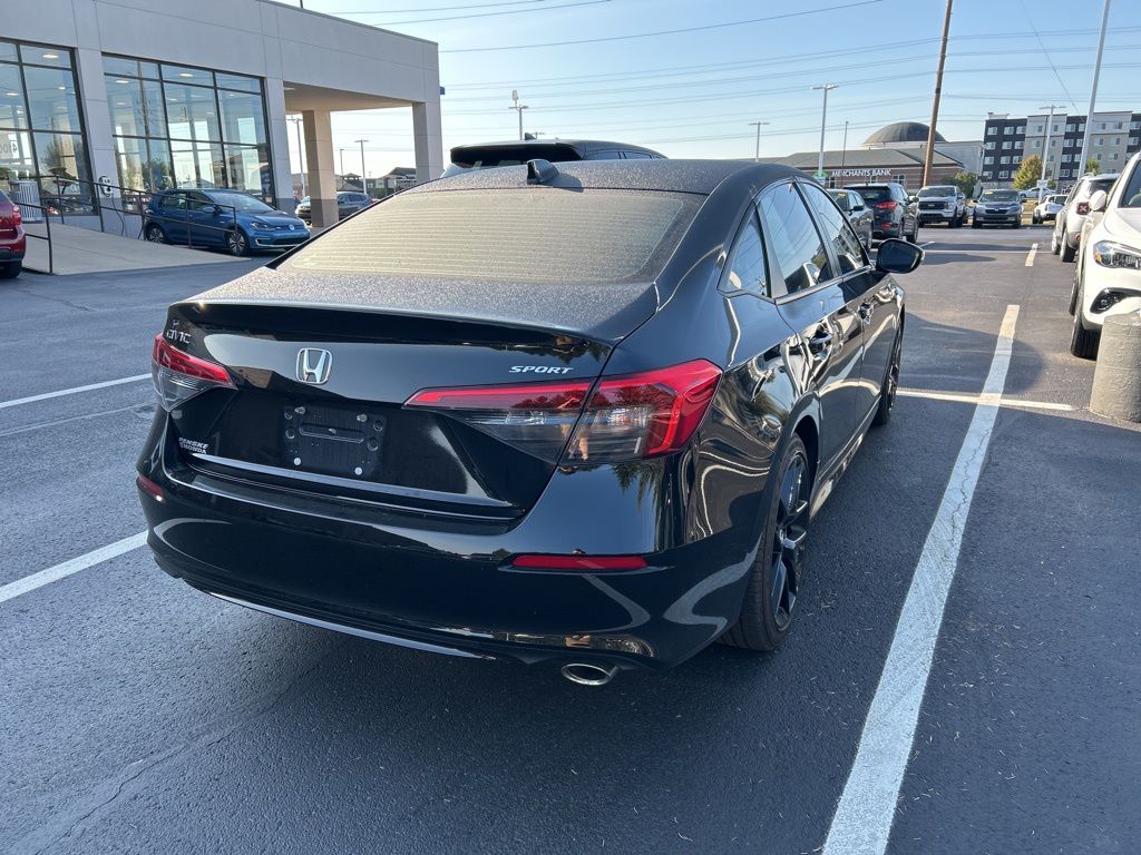 Thumbnail: 2024 Honda Civic - 3