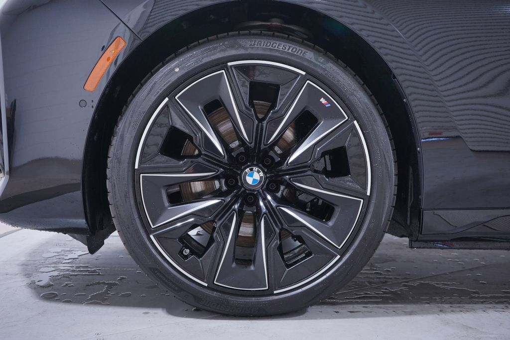 2025 BMW i7 eDrive50 2
