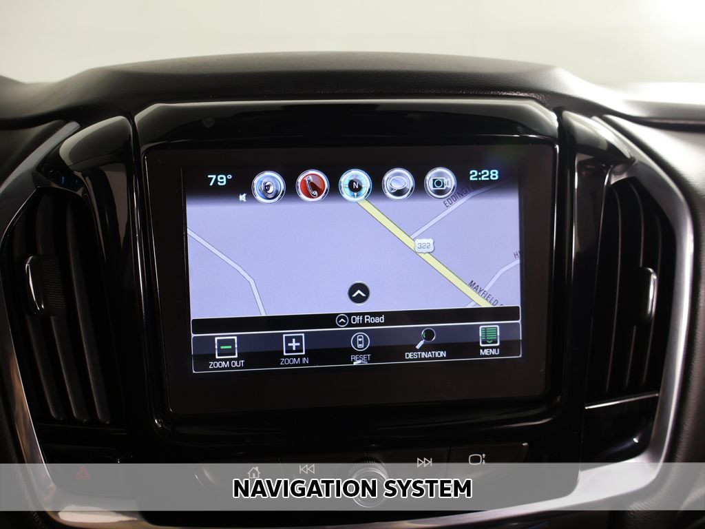 Used 2018 White Chevrolet 3LT image 3