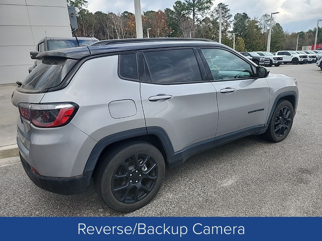 2022 Jeep Compass Altitude FWD