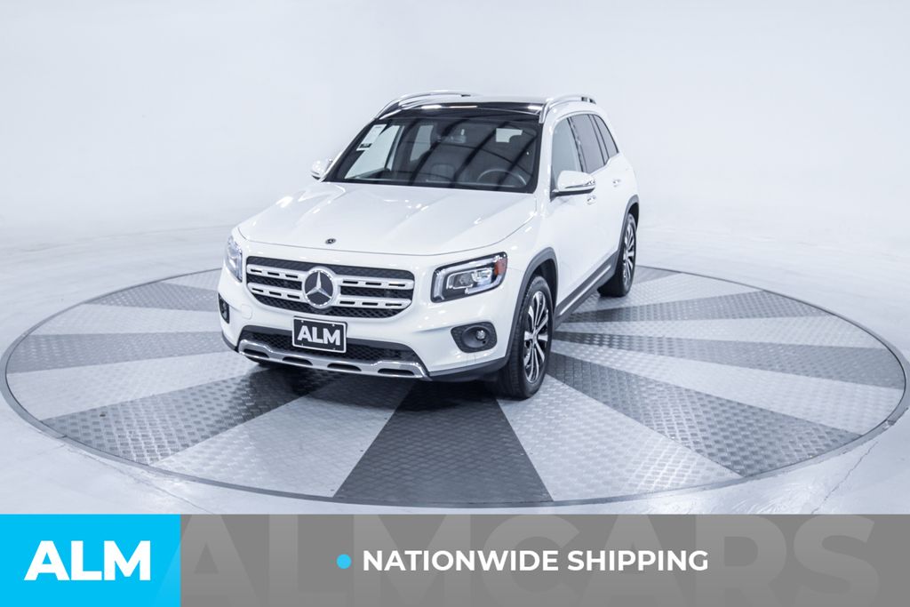 Used 2022 White Mercedes-Benz GLB 250 image 2