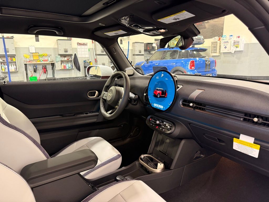 Thumbnail: 2026 MINI Cooper - 22