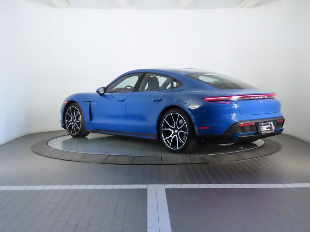 Thumbnail: 2025 Porsche Taycan - 3