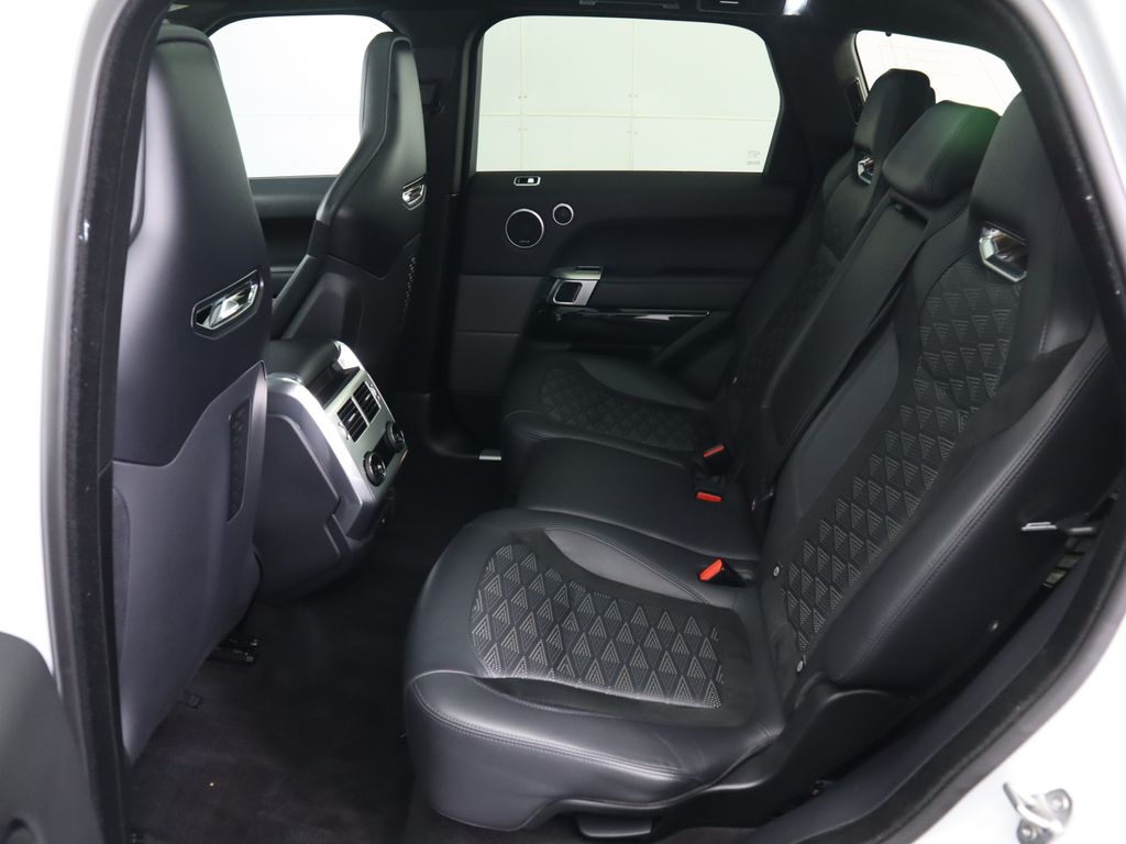 Thumbnail: 2022 Land Rover Range Rover Sport - 21
