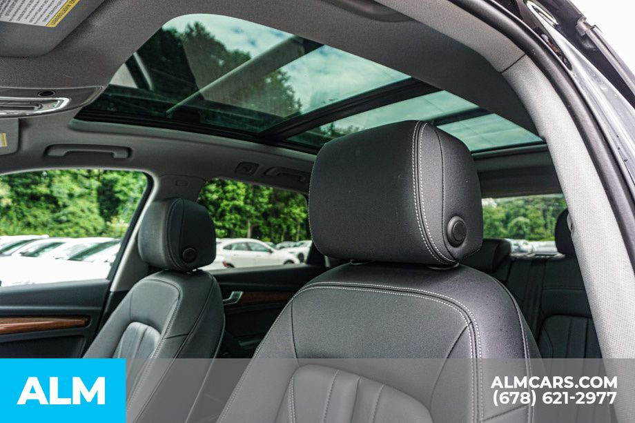 2023 Audi Q5 45 S line Premium photo 4