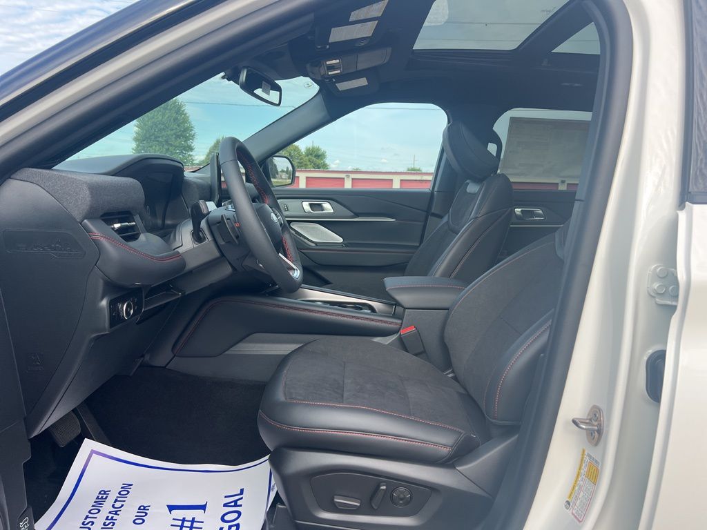 2025 Ford Explorer