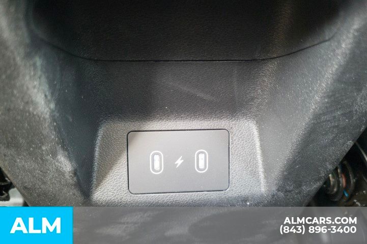 Used 2026 White Hyundai SEL image 23