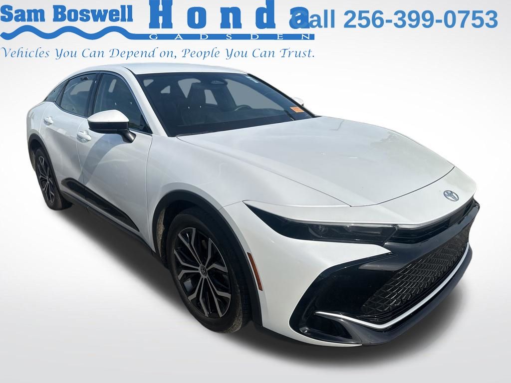 Oxygen White 2025 Toyota Crown XLE AWD Sedan All-Wheel Drive Continuously Variable Transmission