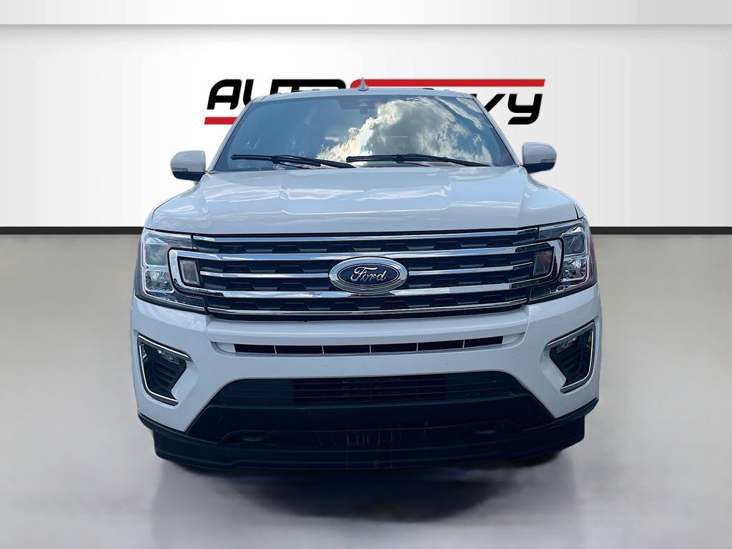 Used 2021 White Ford XLT image 2