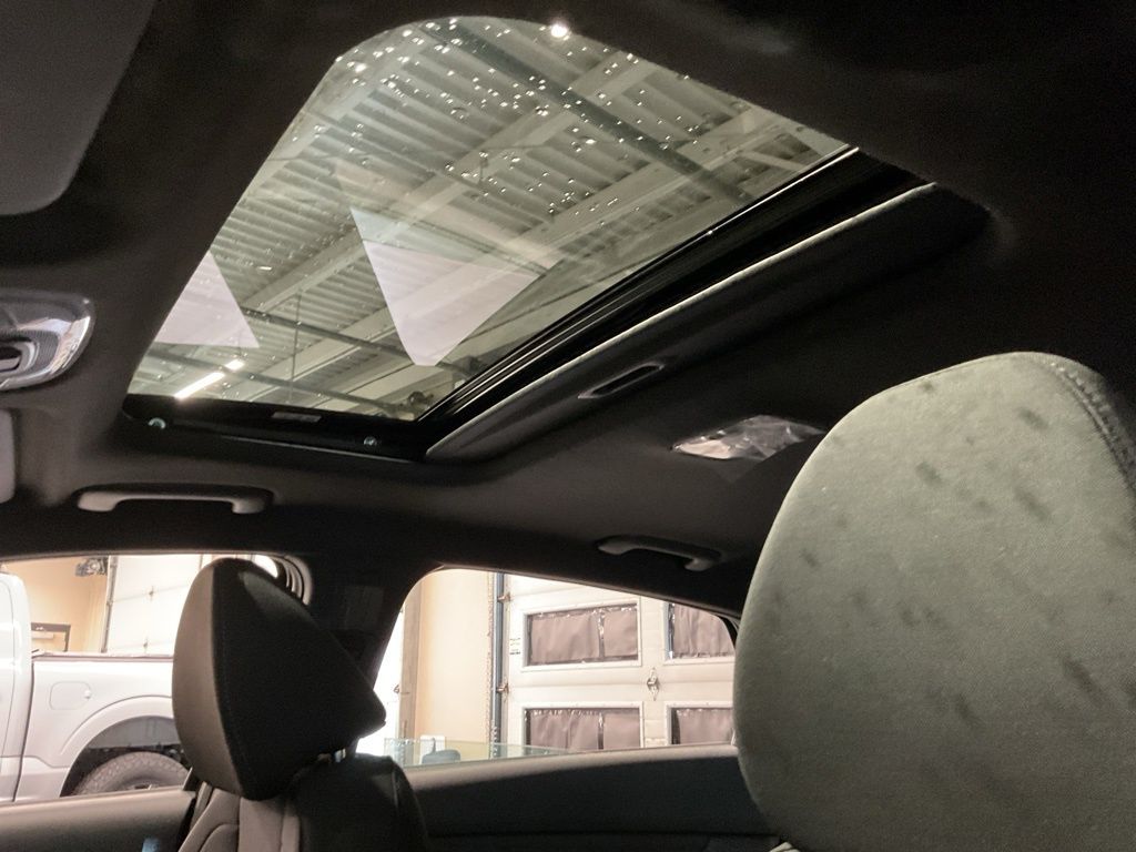 New 2026 Black Hyundai SEL Sport image 9