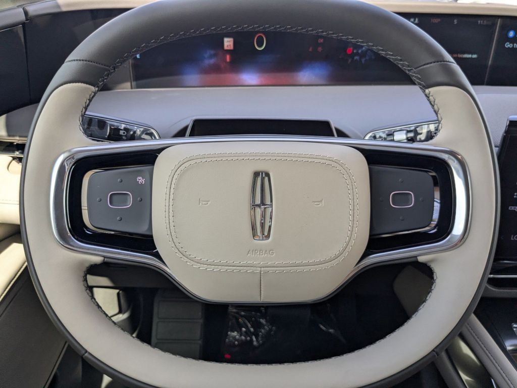 2025 Lincoln Nautilus Hybrid Reserve
