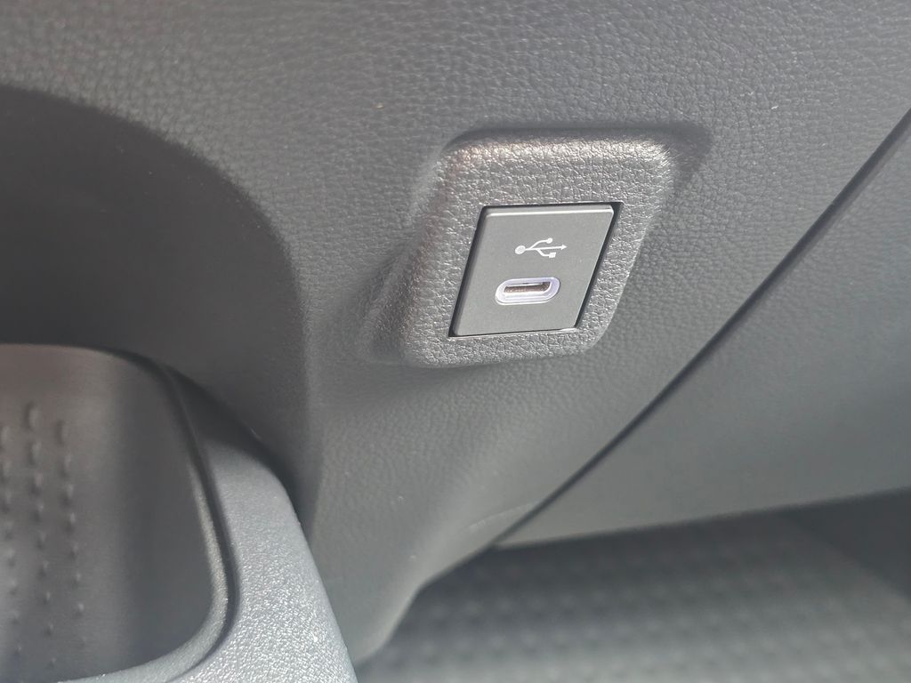 New 2026  Toyota LE image 27