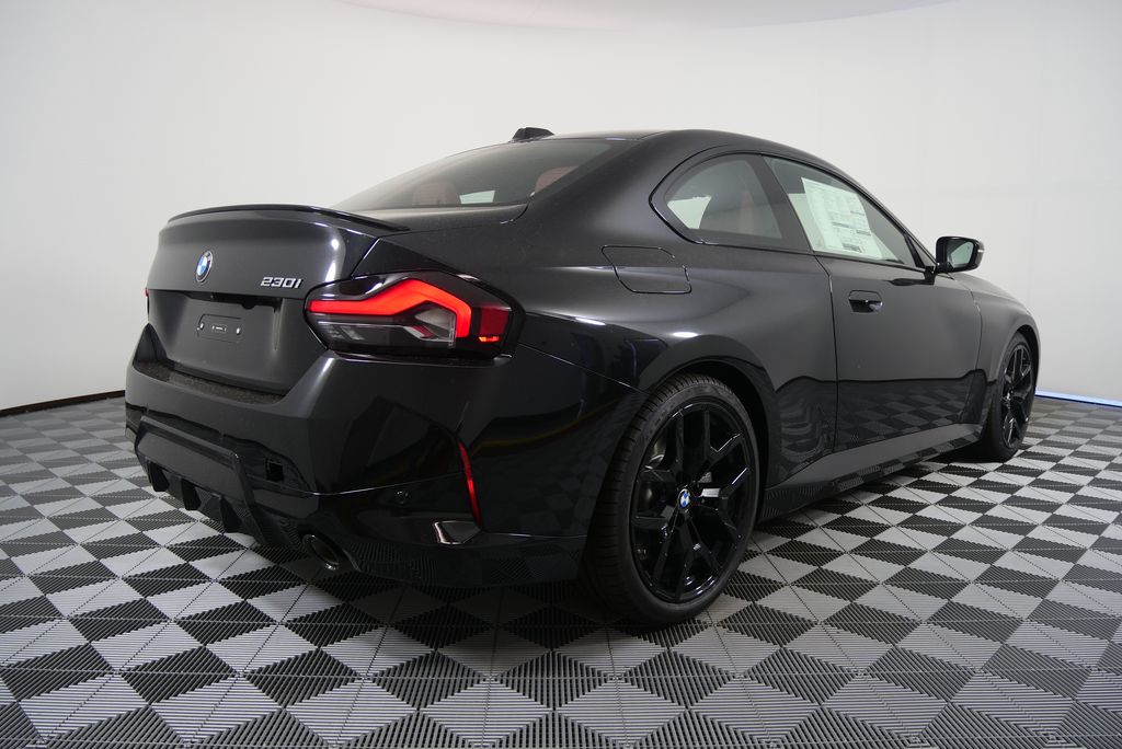 Thumbnail: 2025 BMW 2 Series - 3