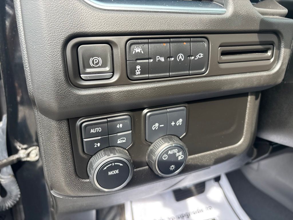 Used 2022 Chevrolet Suburban SUV