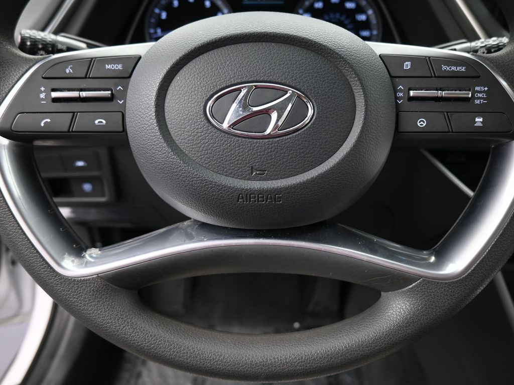 Used 2023 Serenity White Hyundai SEL image 31