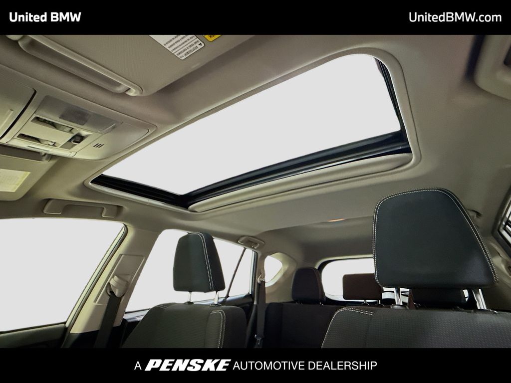 Thumbnail: 2016 Toyota RAV4 - 12