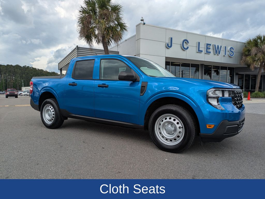 2025 Ford Maverick XL