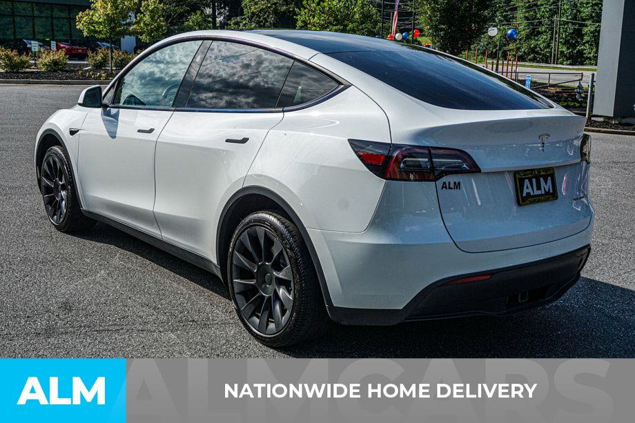 Used 2023 White Tesla Long Range image 4