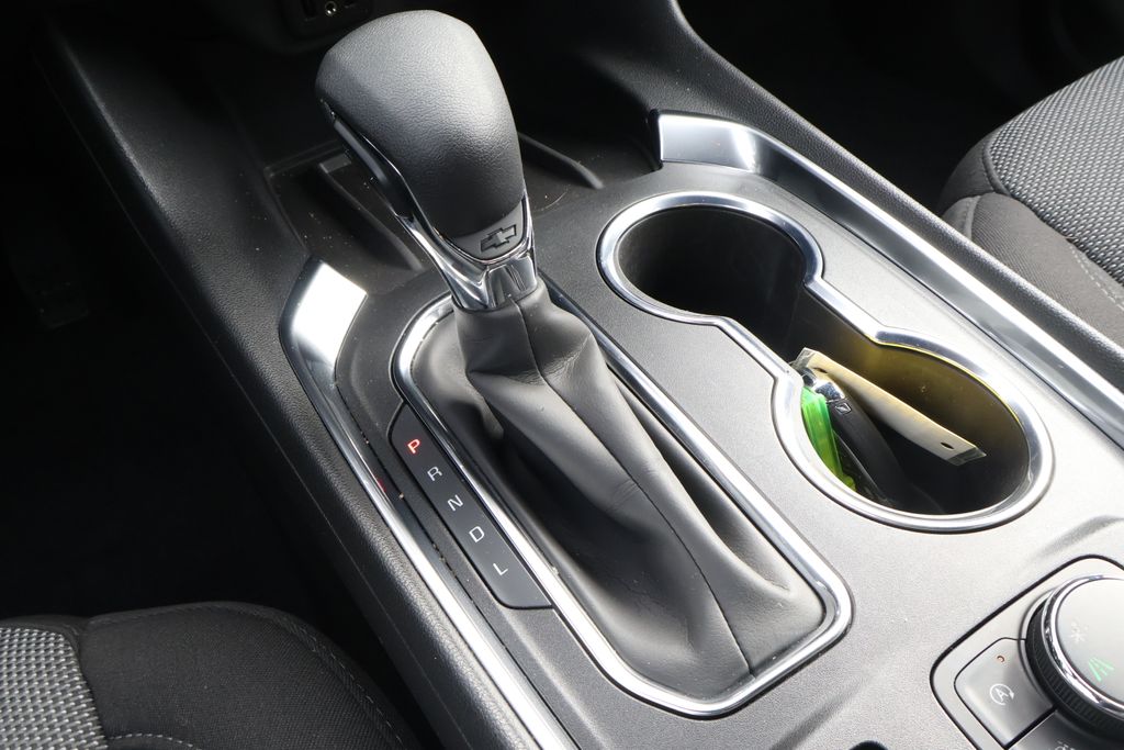 Thumbnail: 2023 Chevrolet Traverse - 23