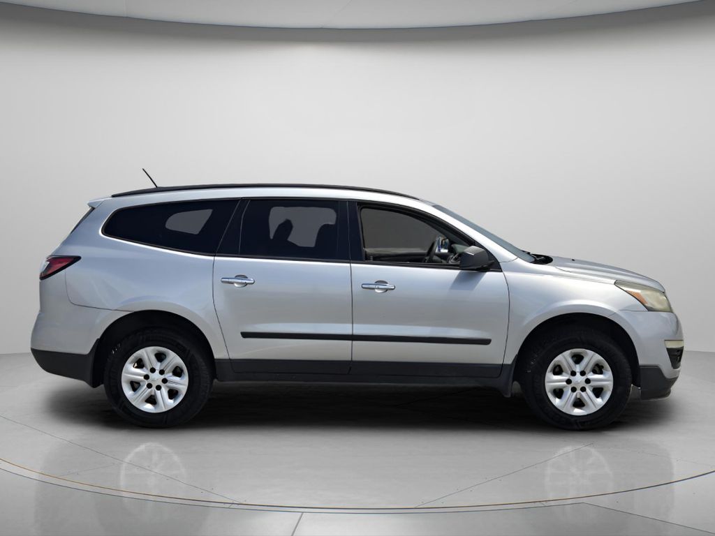 2014 Chevrolet Traverse - $6,989