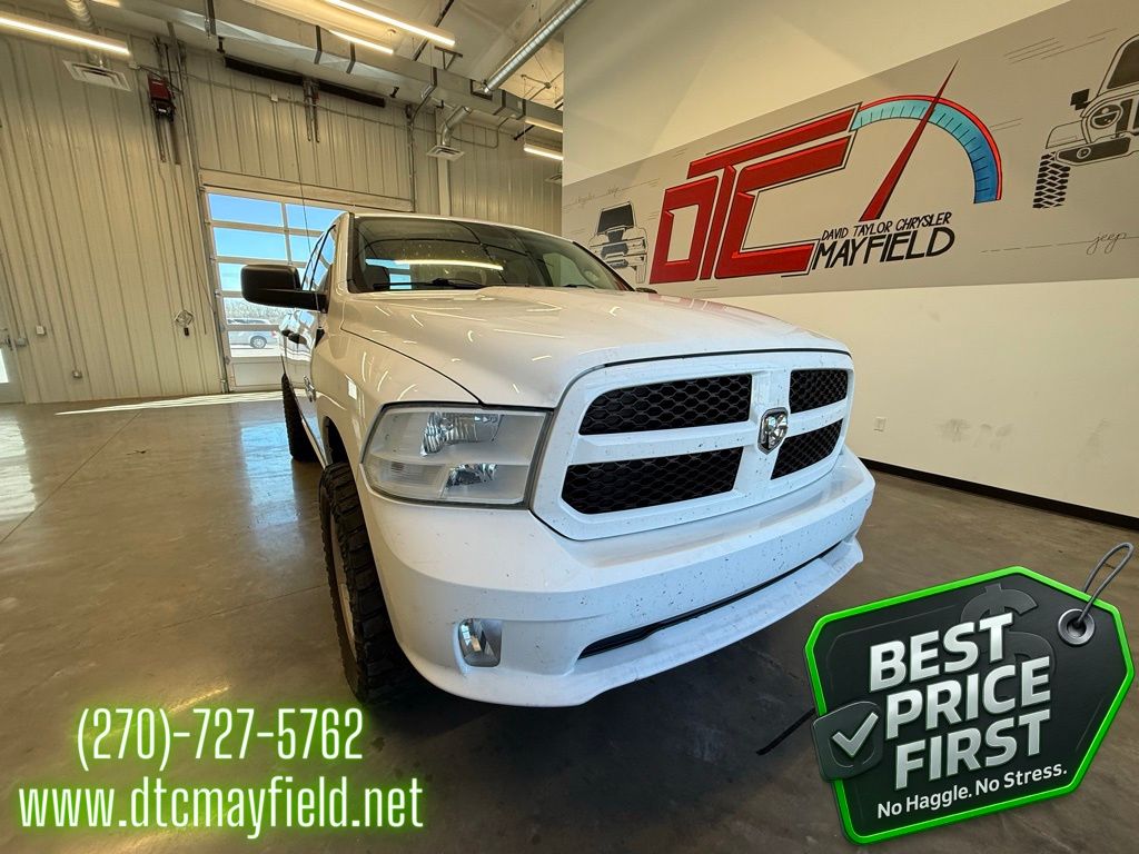 2017 RAM 1500 Express Quad Cab 4WD