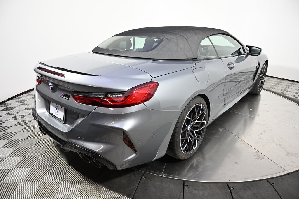Thumbnail: 2023 BMW M8 - 9