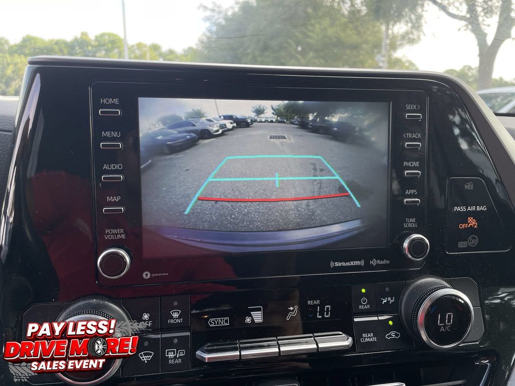 Used 2022 Toyota Highlander Hybrid SUV
