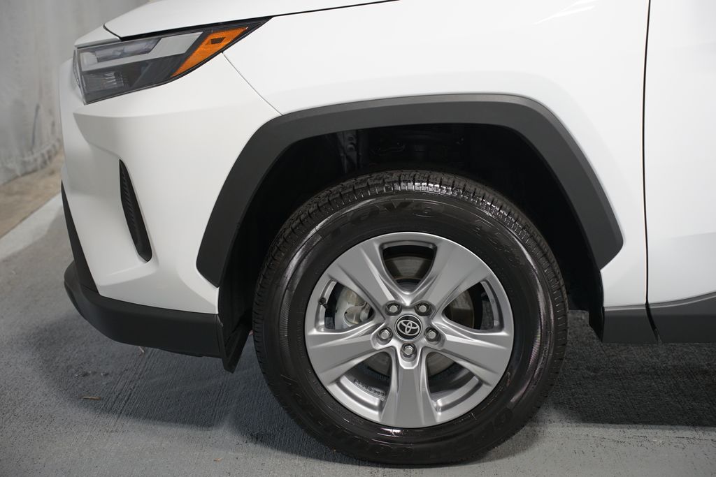 Thumbnail: 2025 Toyota RAV4 - 5